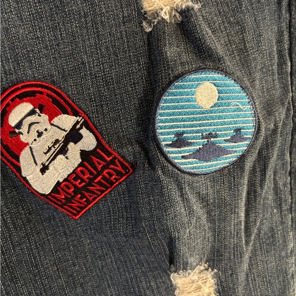 Plus Size Jeans with Star Wars Patches - Picture 5 of 10